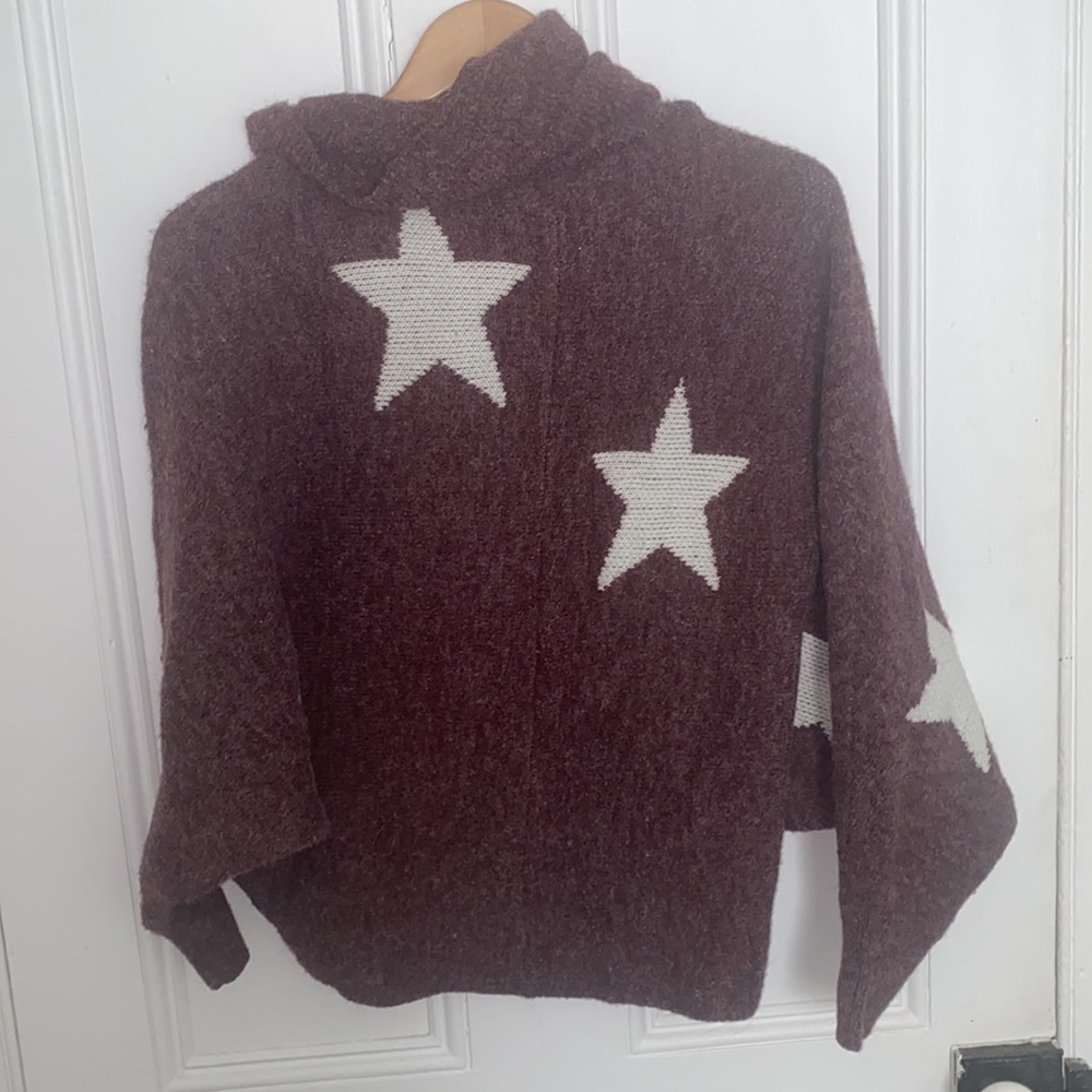 ENTRO Star Print Sweater - Picture 3 of 3